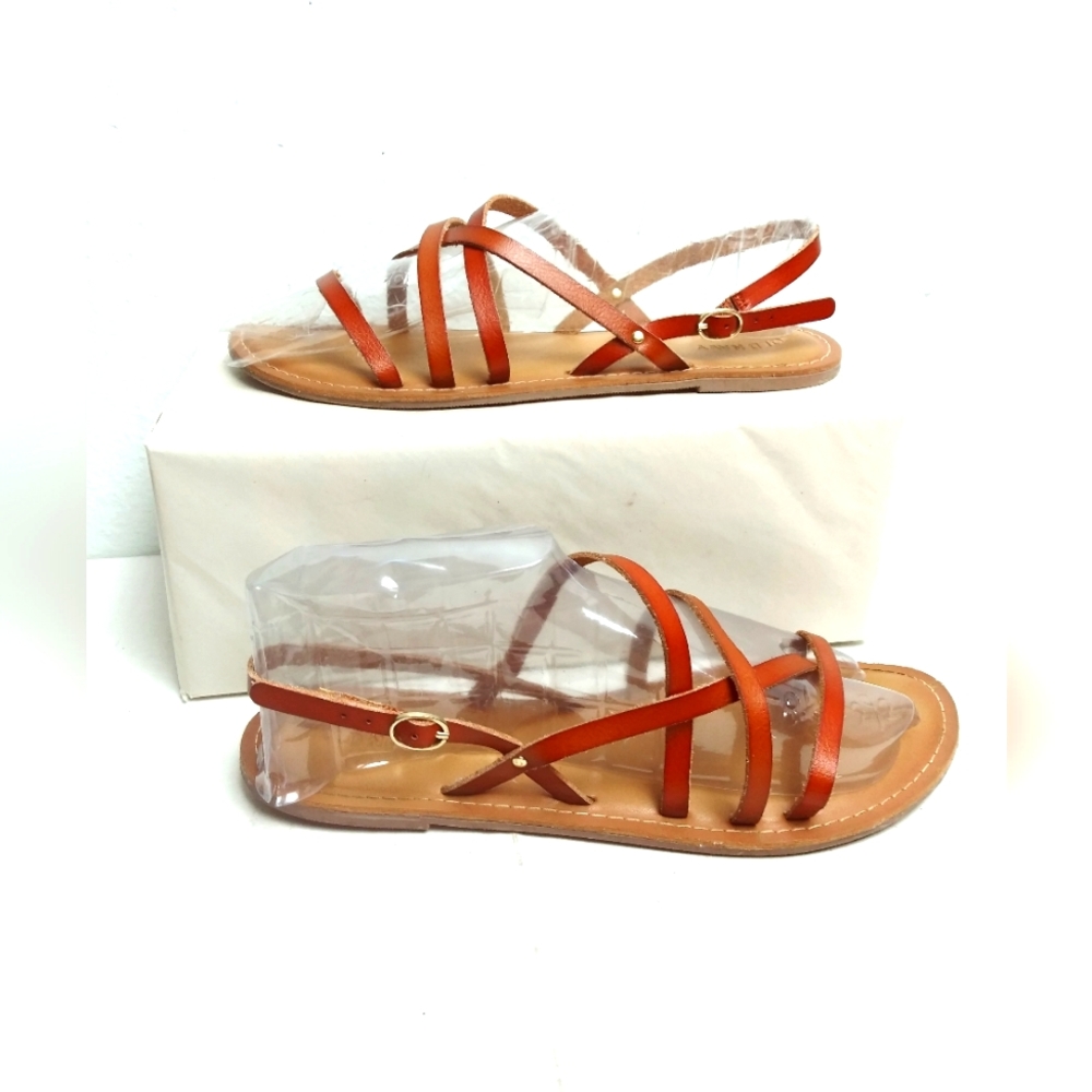 Old Navy 8 Brown Slingback Flat Sandals Casual Summer
